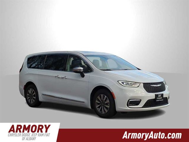 2023 Chrysler Pacifica Hybrid Limited