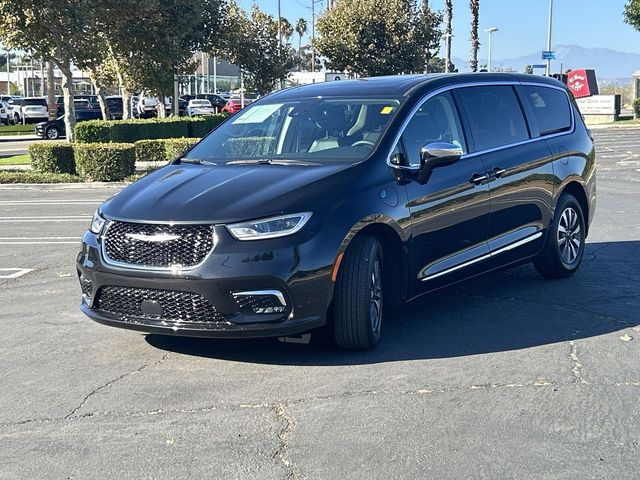 2023 Chrysler Pacifica Hybrid Limited