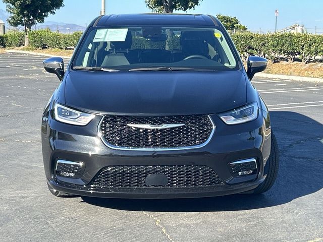 2023 Chrysler Pacifica Hybrid Limited