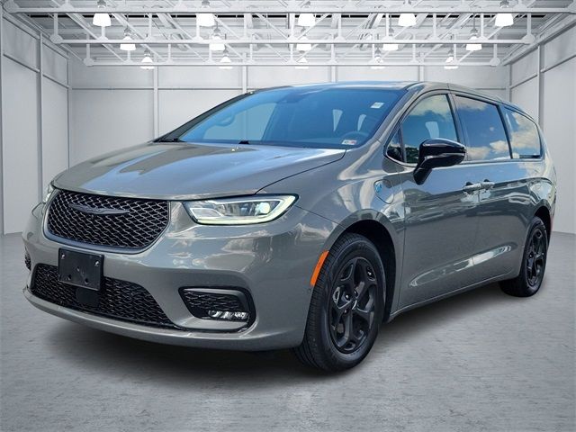 2023 Chrysler Pacifica Hybrid Limited