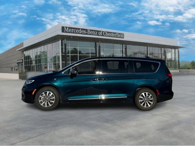 2023 Chrysler Pacifica Hybrid Limited