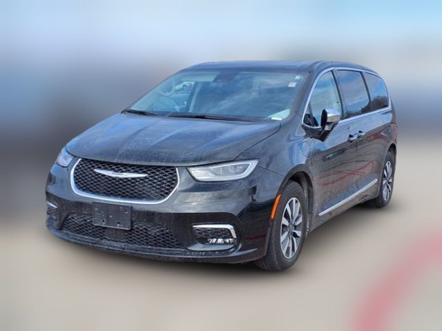 2023 Chrysler Pacifica Hybrid Limited