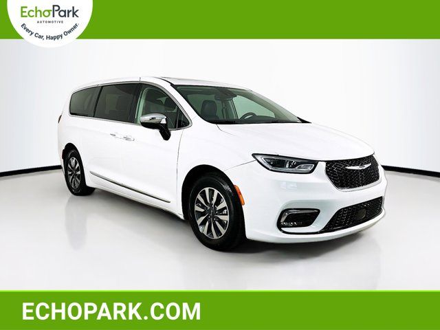 2023 Chrysler Pacifica Hybrid Limited