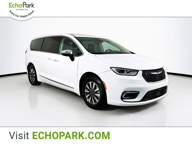 2023 Chrysler Pacifica Hybrid Limited