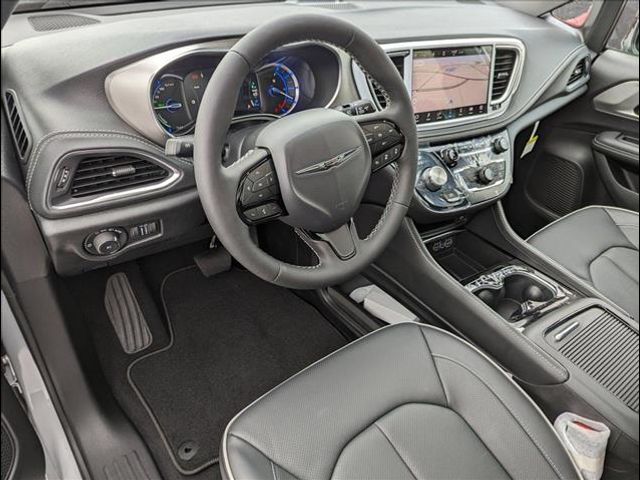 2023 Chrysler Pacifica Hybrid Limited