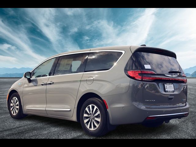 2023 Chrysler Pacifica Hybrid Limited