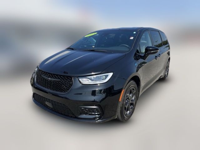 2023 Chrysler Pacifica Hybrid Limited