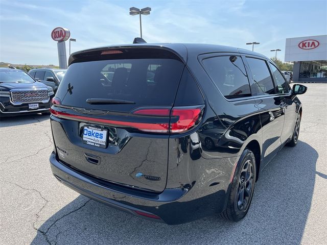 2023 Chrysler Pacifica Hybrid Limited