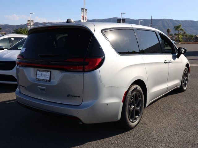 2023 Chrysler Pacifica Hybrid Limited