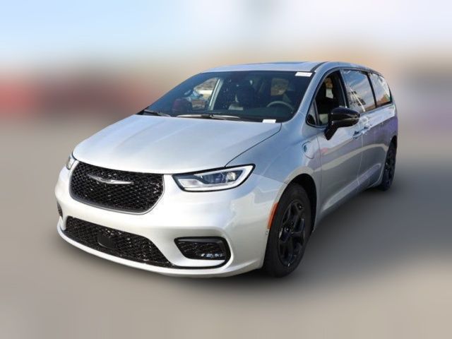 2023 Chrysler Pacifica Hybrid Limited