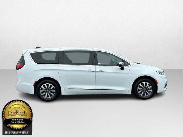 2023 Chrysler Pacifica Hybrid Limited