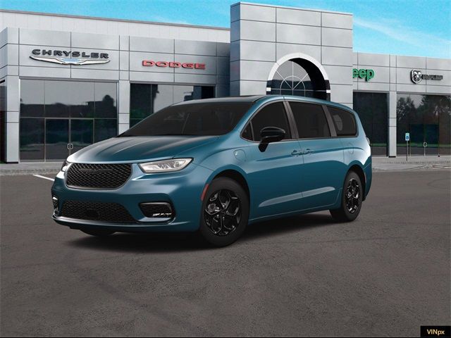 2023 Chrysler Pacifica Hybrid Limited