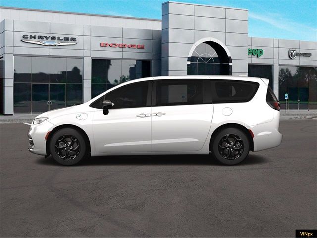 2023 Chrysler Pacifica Hybrid Limited