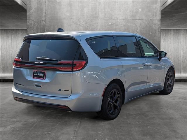 2023 Chrysler Pacifica Hybrid Limited