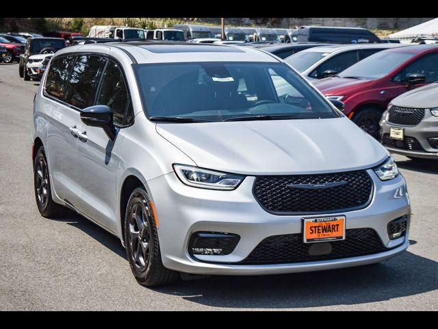 2023 Chrysler Pacifica Hybrid Limited