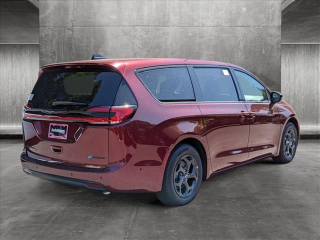 2023 Chrysler Pacifica Hybrid Limited