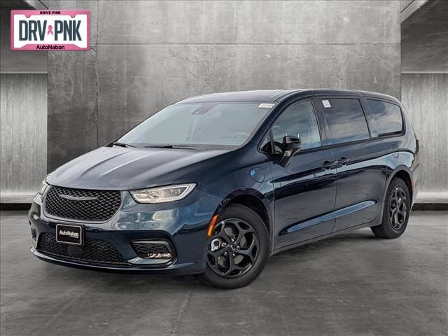 2023 Chrysler Pacifica Hybrid Limited