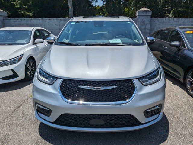 2023 Chrysler Pacifica Hybrid Limited