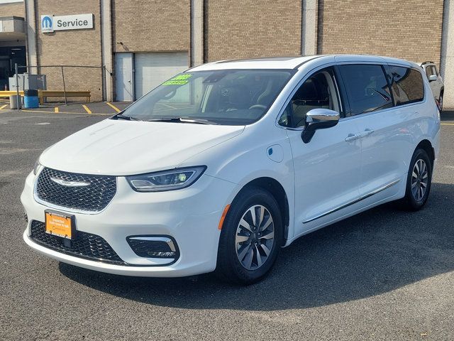 2023 Chrysler Pacifica Hybrid Limited