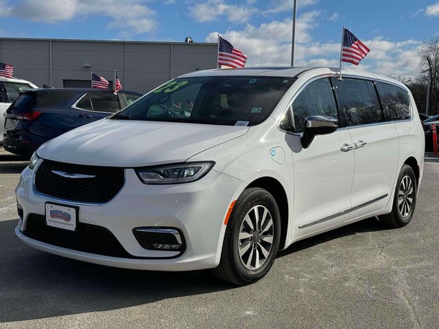 2023 Chrysler Pacifica Hybrid Limited