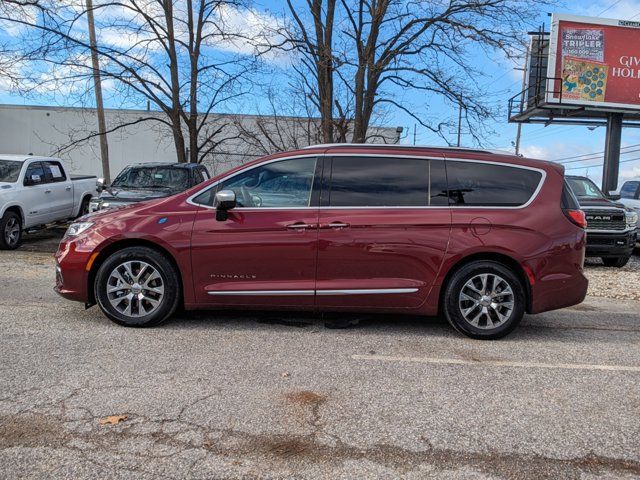 2023 Chrysler Pacifica Hybrid Pinnacle