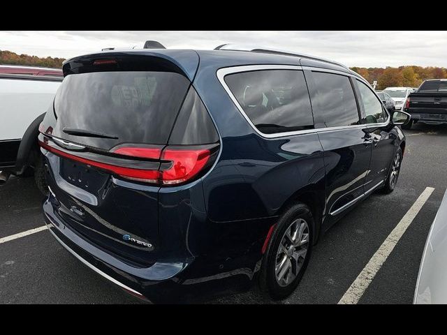 2023 Chrysler Pacifica Hybrid Pinnacle