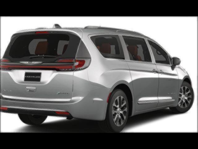 2023 Chrysler Pacifica Hybrid Pinnacle