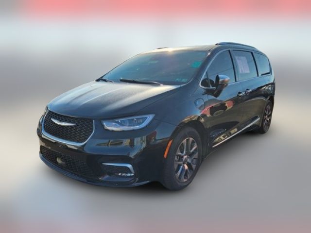 2023 Chrysler Pacifica Hybrid Pinnacle