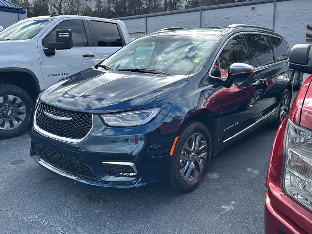 2023 Chrysler Pacifica Hybrid Pinnacle