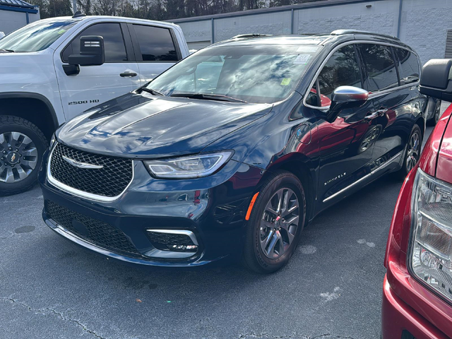 2023 Chrysler Pacifica Hybrid Pinnacle