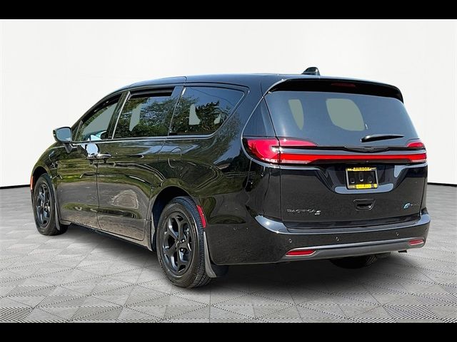 2023 Chrysler Pacifica Hybrid Touring L