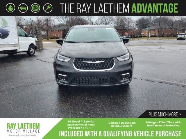 2023 Chrysler Pacifica Hybrid Touring L