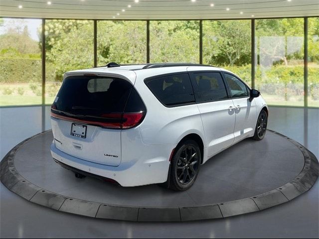 2023 Chrysler Pacifica Limited
