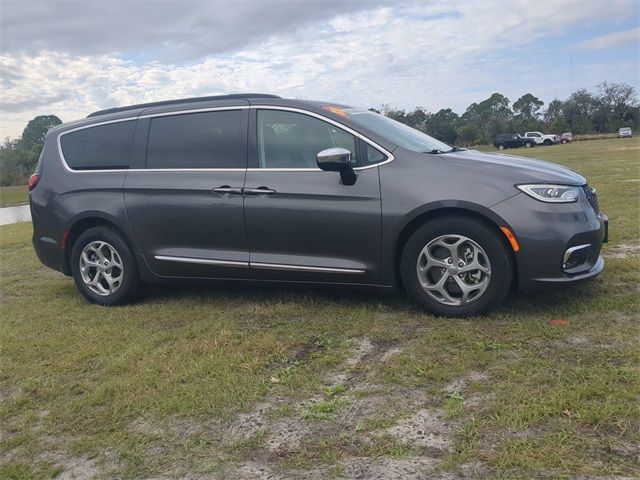 2023 Chrysler Pacifica Limited