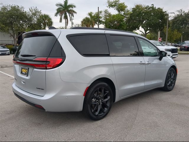 2023 Chrysler Pacifica Limited