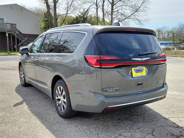 2023 Chrysler Pacifica Hybrid Pinnacle