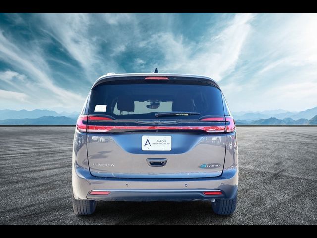 2023 Chrysler Pacifica Hybrid Pinnacle