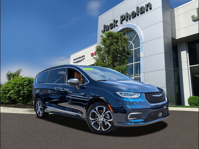 2023 Chrysler Pacifica Pinnacle