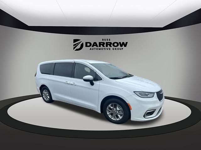 2023 Chrysler Pacifica Touring