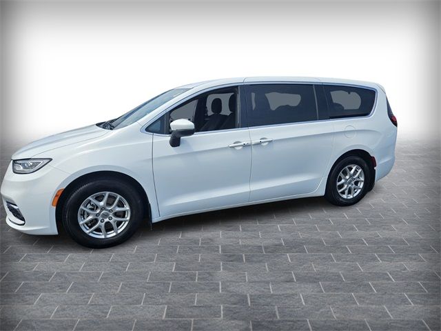 2023 Chrysler Pacifica Touring