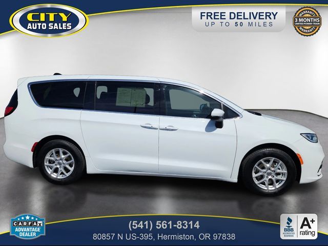 2023 Chrysler Pacifica Touring