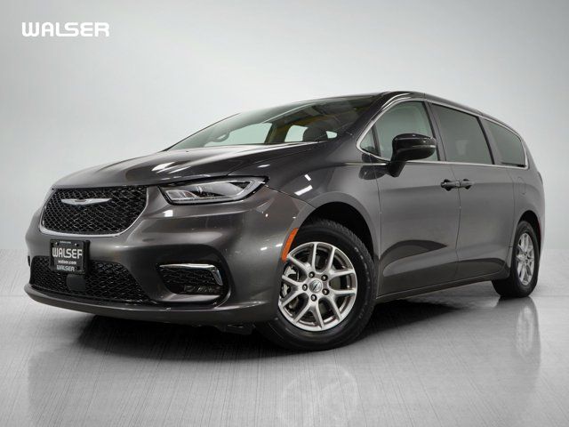 2023 Chrysler Pacifica Touring-L