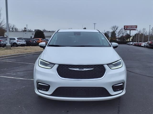 2023 Chrysler Pacifica Touring-L