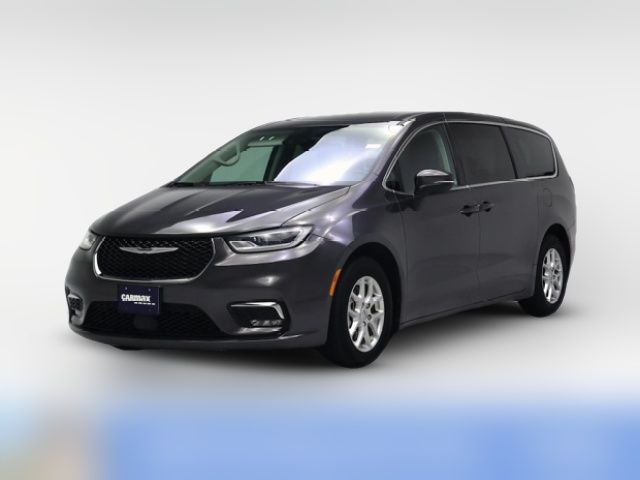 2023 Chrysler Pacifica Touring-L