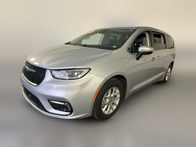 2023 Chrysler Pacifica Touring-L
