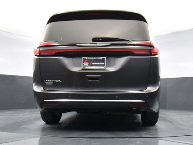 2023 Chrysler Pacifica Touring-L