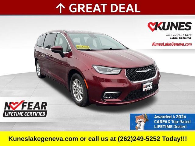 2023 Chrysler Pacifica Touring-L