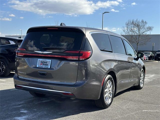 2023 Chrysler Pacifica Touring-L