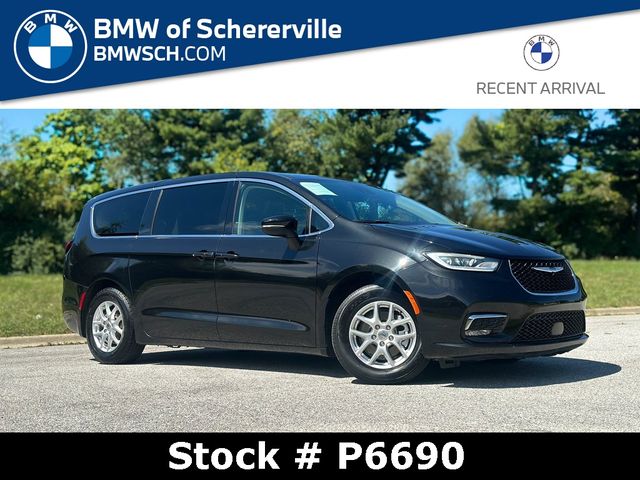 2023 Chrysler Pacifica Touring-L