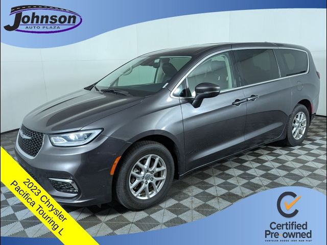 2023 Chrysler Pacifica Touring-L